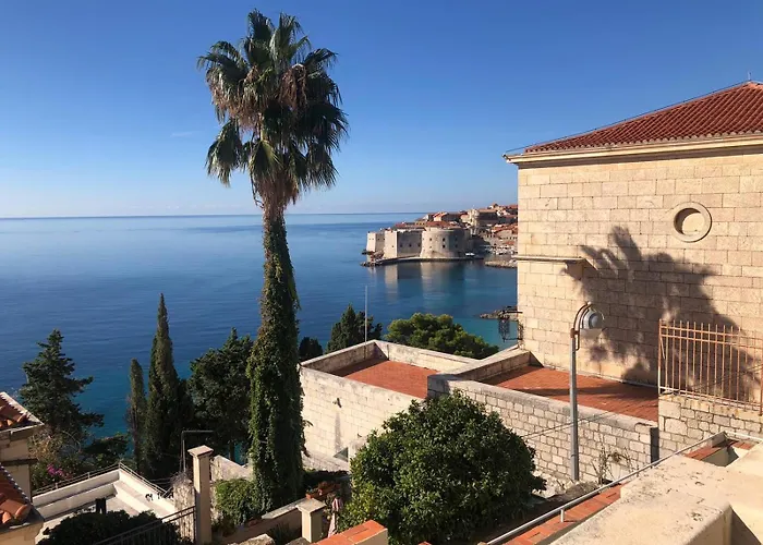 Niva 2- Stunning Sea View 2 Bedroom Apartment