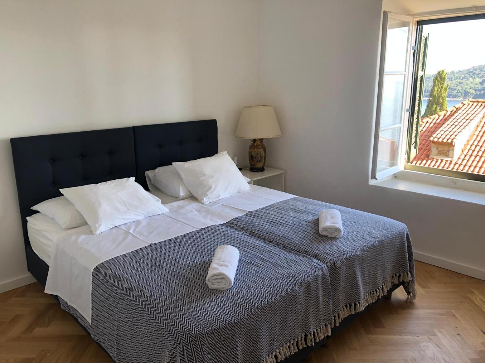 Apartment Niva 2- Stunning Sea View 2 Bedroom *